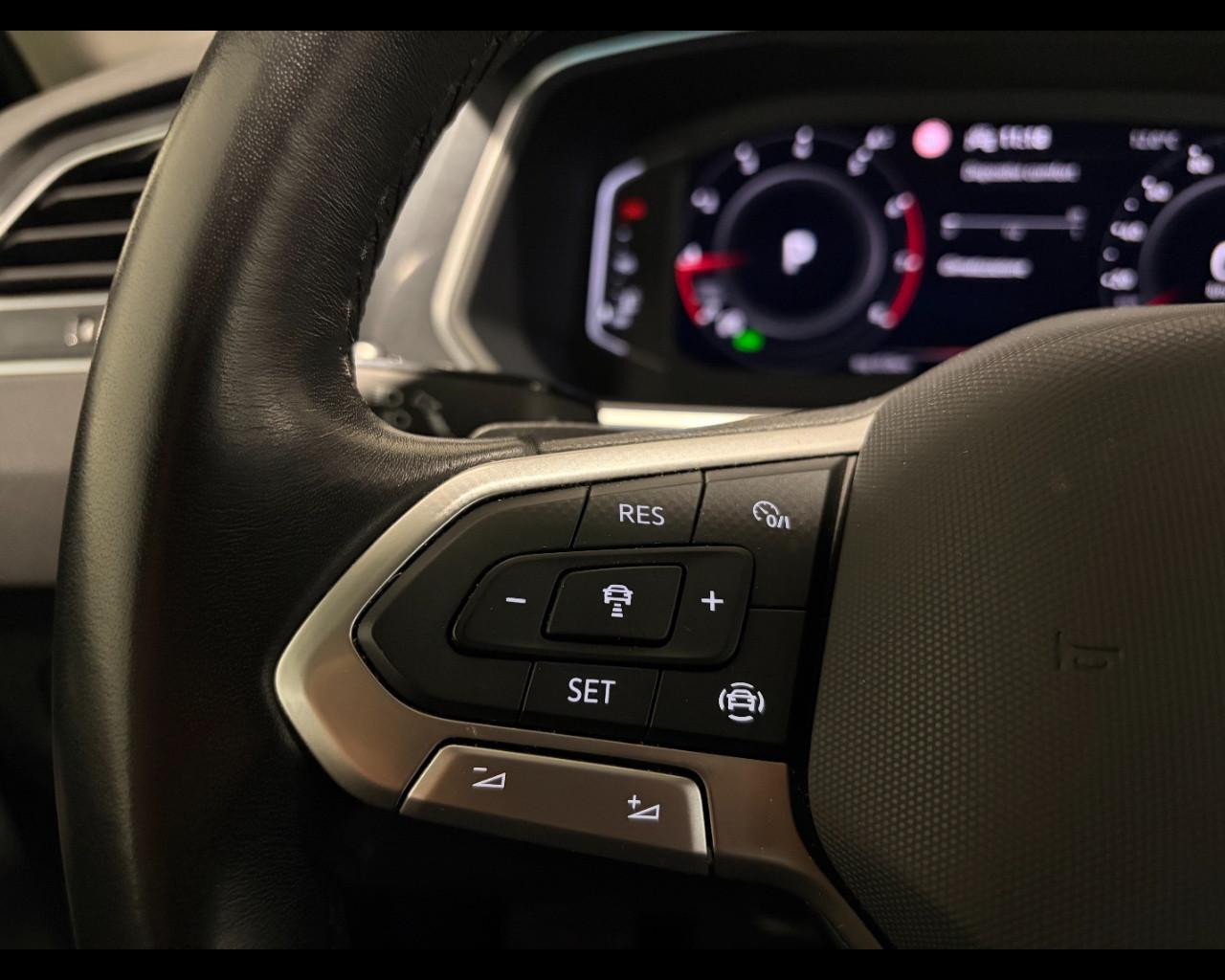 VOLKSWAGEN TIGUAN 1.5 TSI DSG LIFE