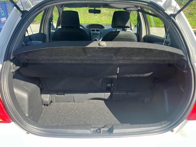 TOYOTA Yaris 1.0 5 porte Sol
