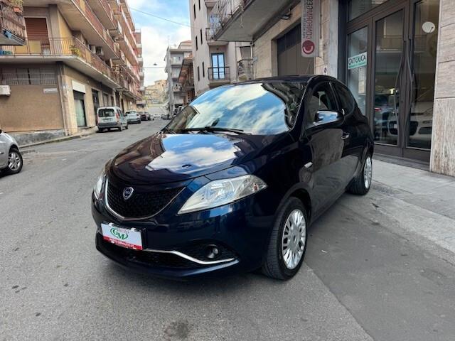 Lancia Ypsilon 1.3 MJT 95 CV Gold Euro 6