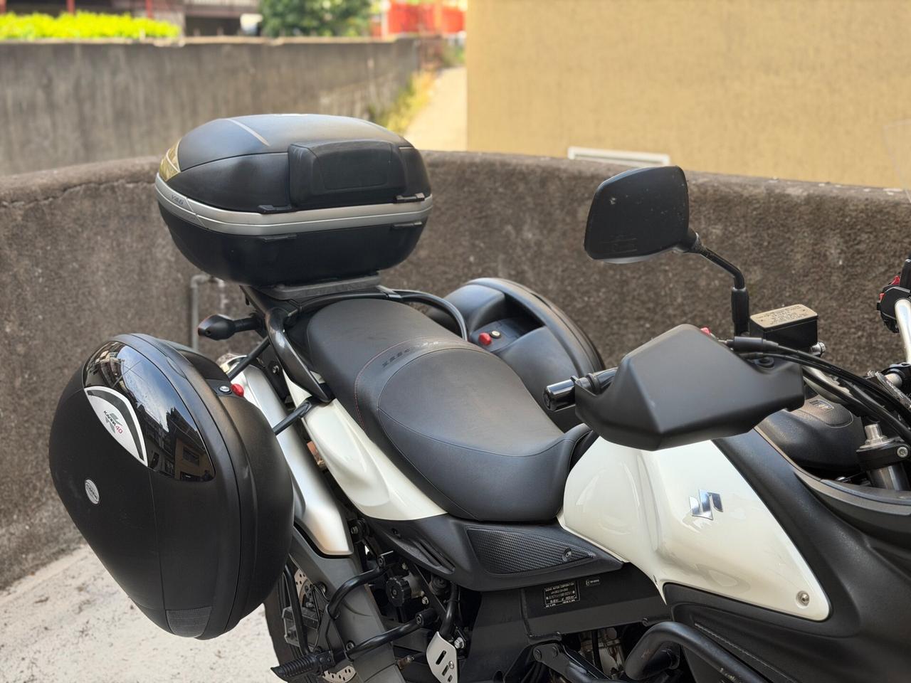 Suzuki V-Strom 650 FULL OPTIONAL tua a soli 48€ al mese !