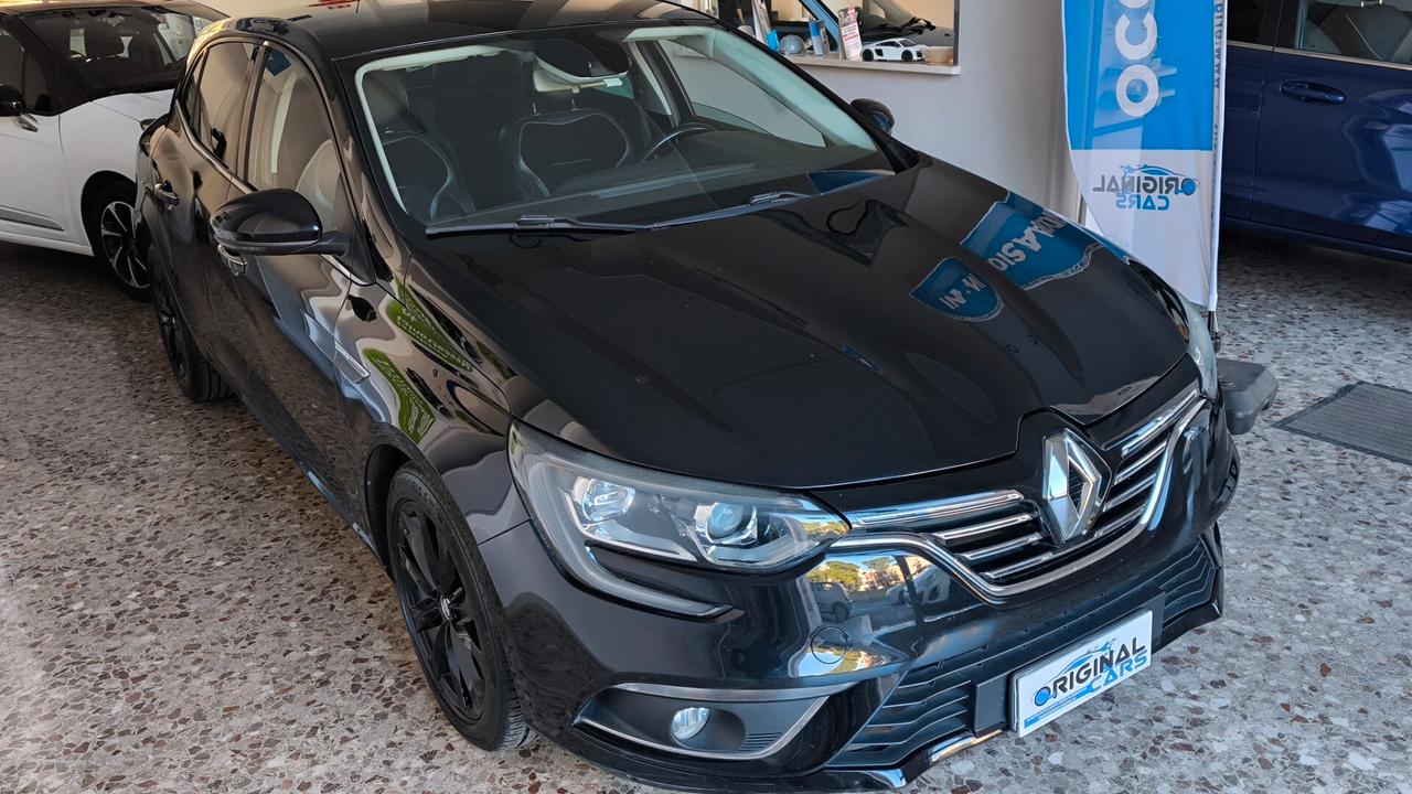 Renault Megane Mégane dCi 8V 110 CV EDC Energy Bose