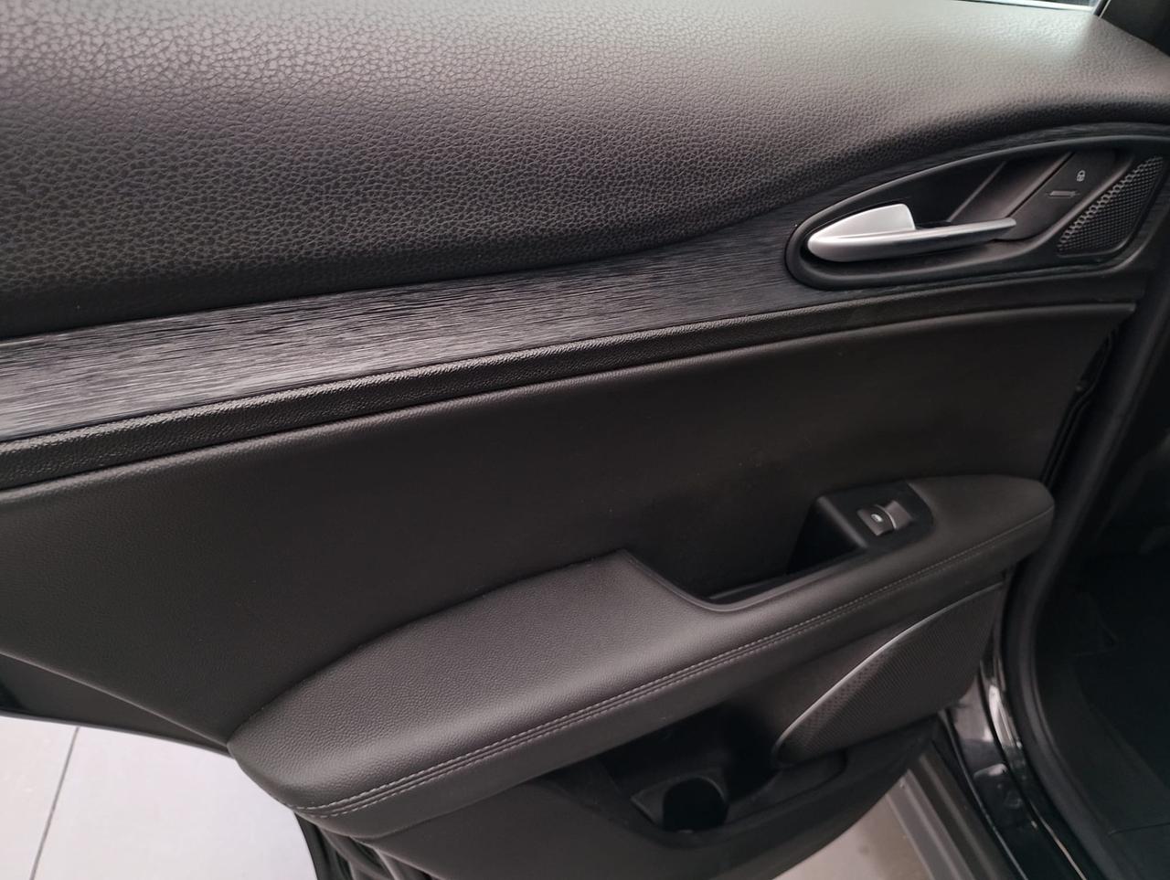 Alfa Romeo Stelvio 2.2 Turbodiesel 190 CV AT8 Q4 Super