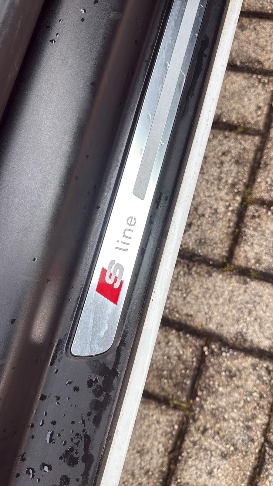 Audi TT Roadster 2.0 TDI quattro 4x4