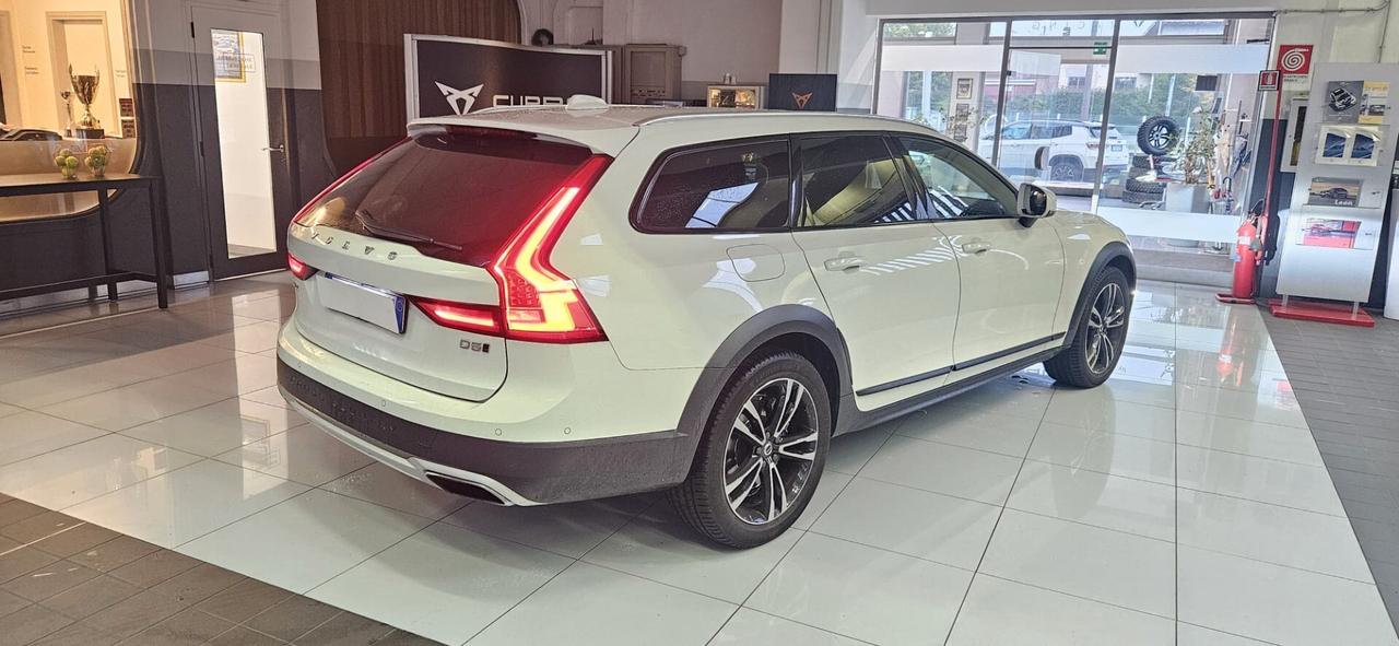 Volvo V90 Cross Country V90 Cross Country D5 AWD Geartronic Pro