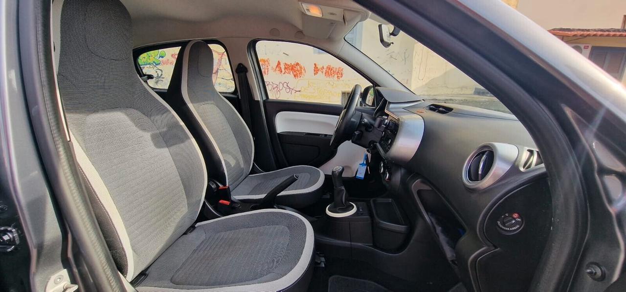 Renault Twingo 1.0 70cv LIMITED SOLI 52.000KM