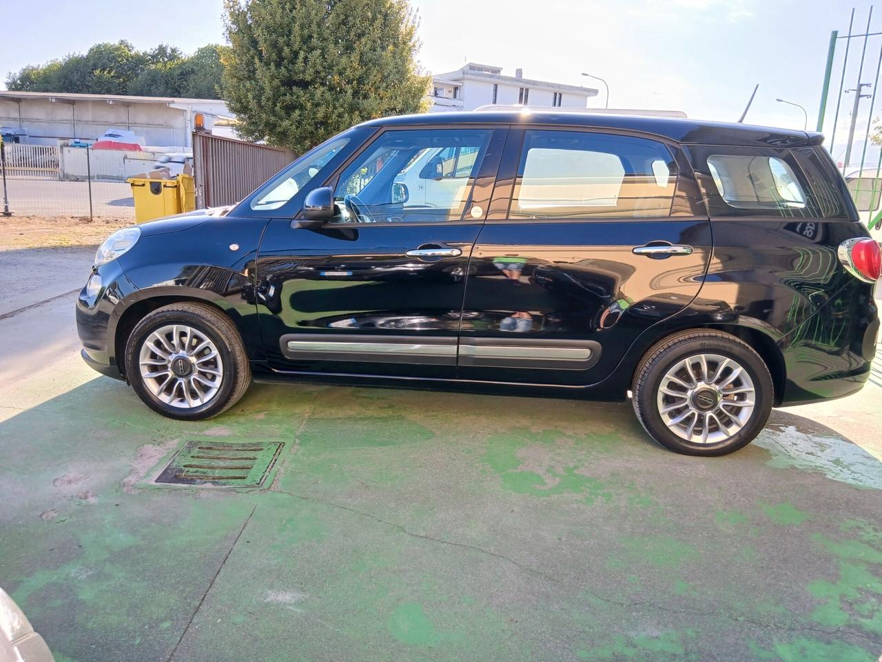 Fiat 500L 1.6 Multijet 105 CV Lounge ADATTA ANCHE A NEOPATENTATI
