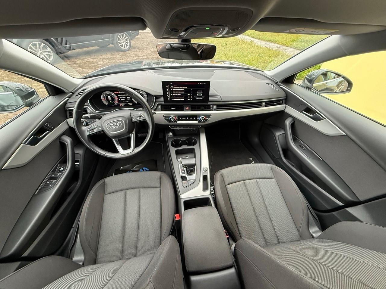 Audi A4 Avant TDI/163 CV S tronic SPORT/ KEYLESS/UNIPRO