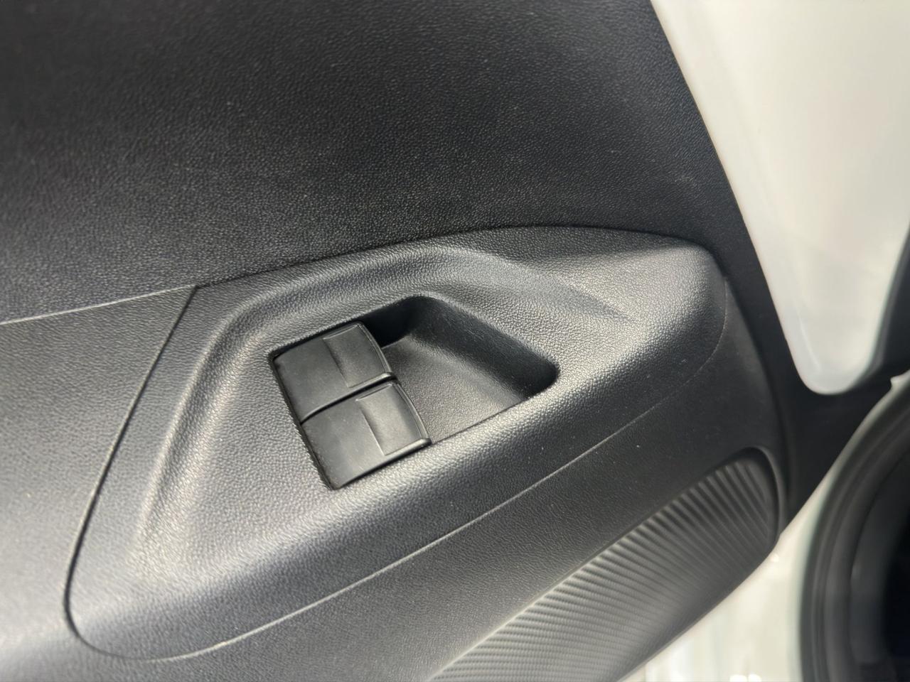 Toyota Aygo 5p 1.0 x-play my15
