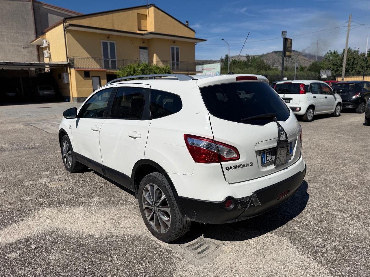 Nissan Qashqai Qashqai+2 2.0 dCi DPF Tekna