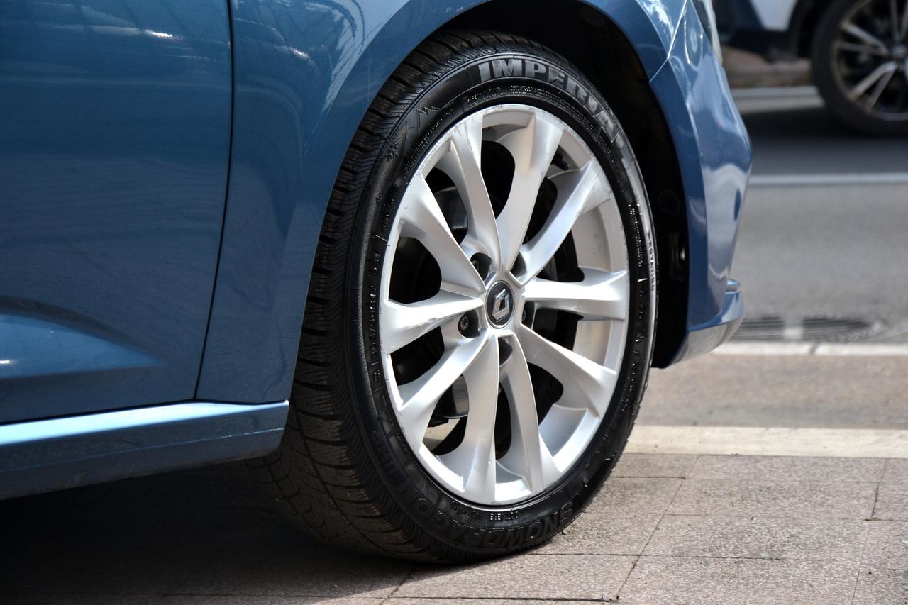 Renault Megane 1.5 dCi 110CV AUT. GT-LINE *NAVI+PELLE+LED+PDC