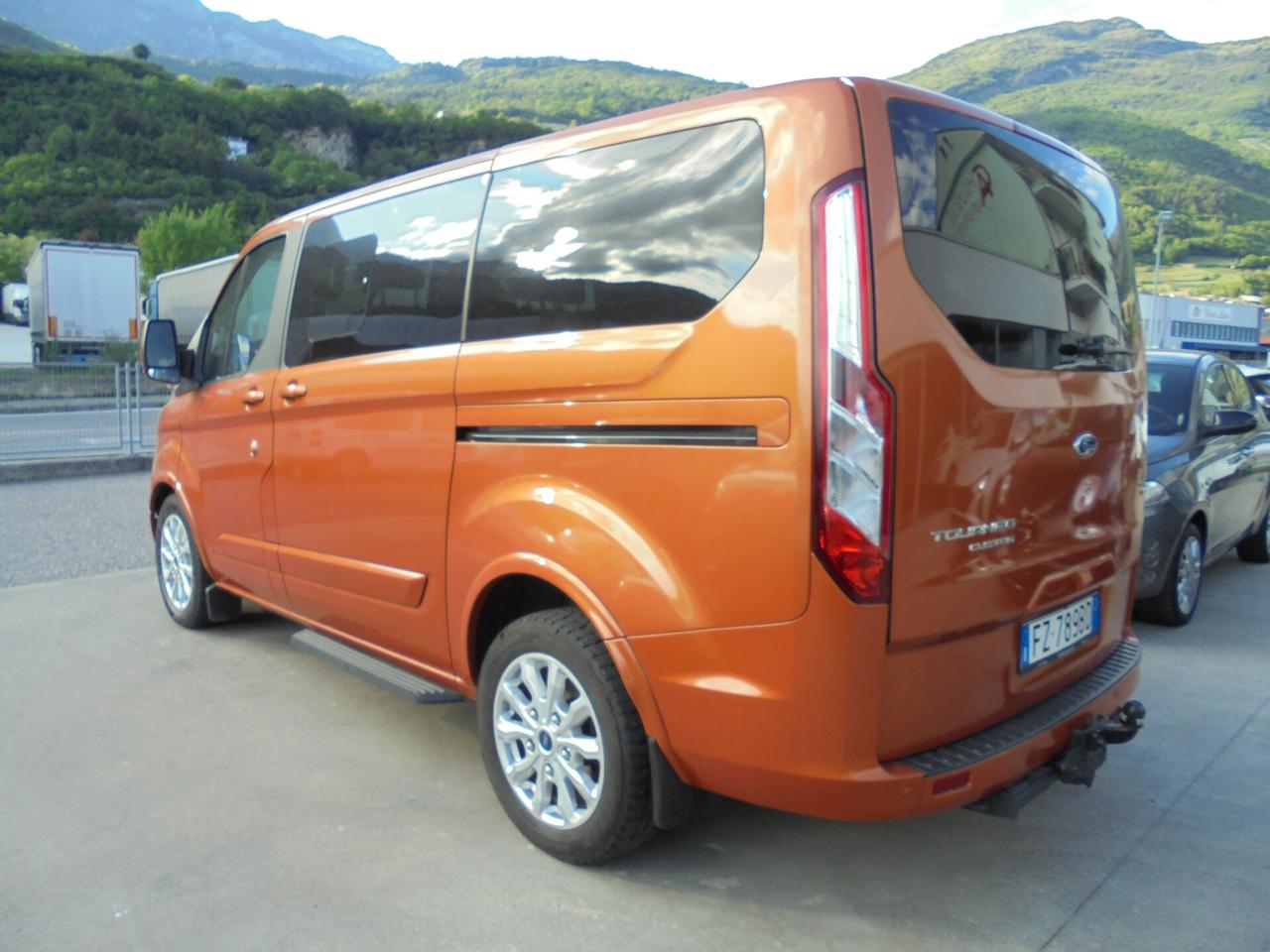 Ford Tourneo Custom 320 2.0 TDCi 130CV MHEV PC Titanium