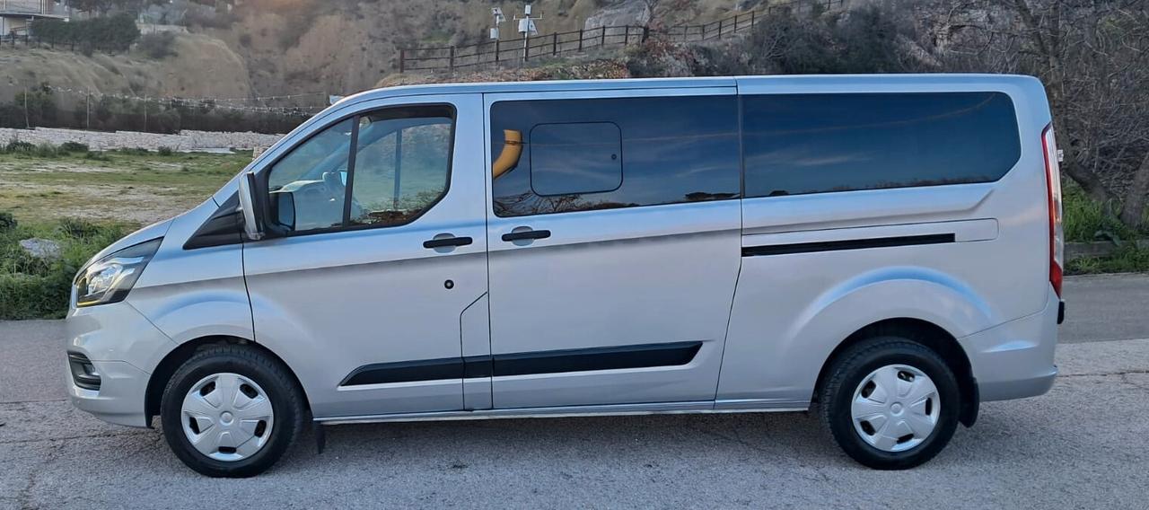 Ford Transit Custom 2.0 TDCi 130 cv 320 L2H1 (9 Posti)