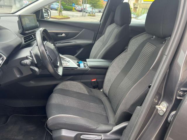 Peugeot 3008 3008 II 2021 1.5 bluehdi Active Business s
