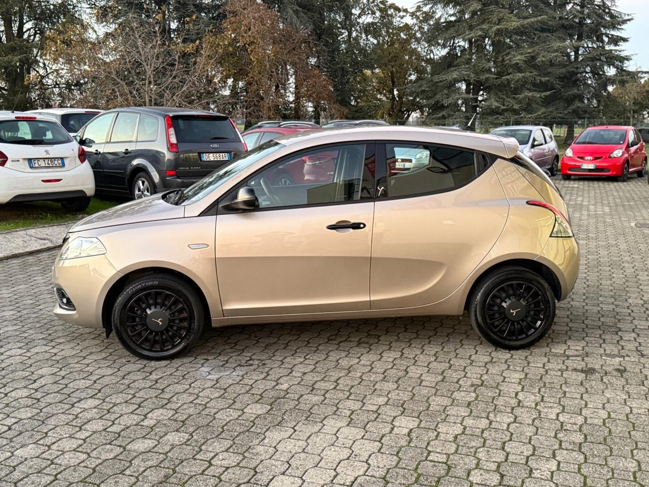 Lancia Ypsilon 1.2 - 5 PORTE|UNIPRO|