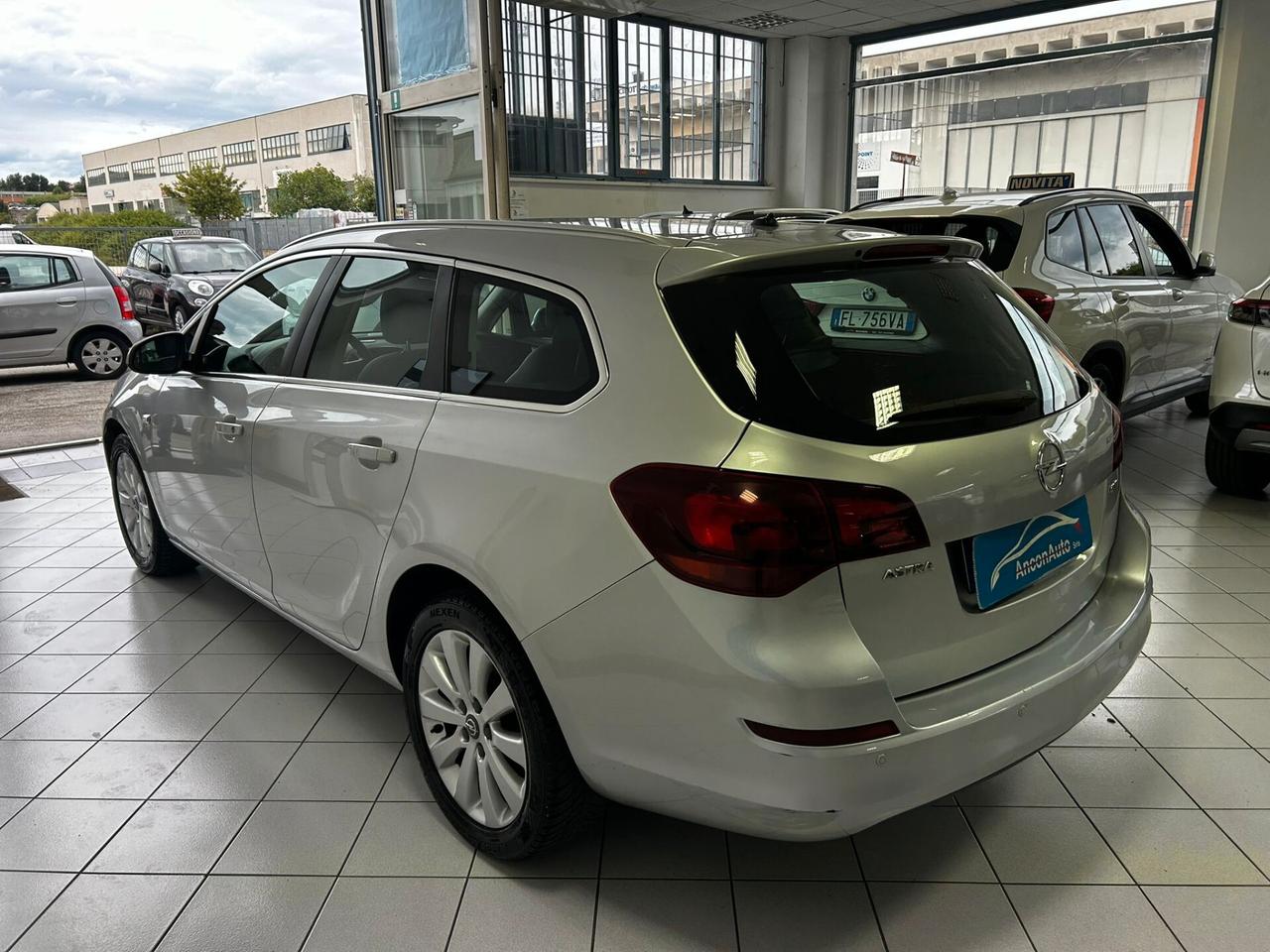 Opel Astra 1.7 CDTI X NEOPATENTATI 2012