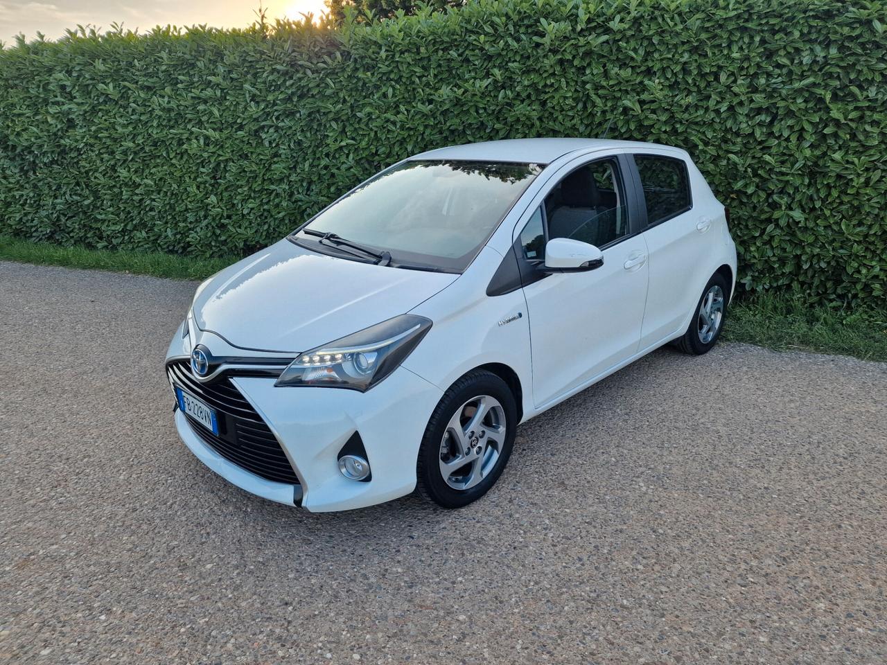 Toyota Yaris 1.5 Hybrid 5p