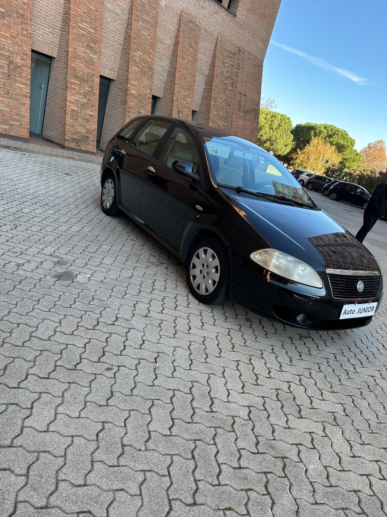 Fiat Croma 1.9 Multijet Active