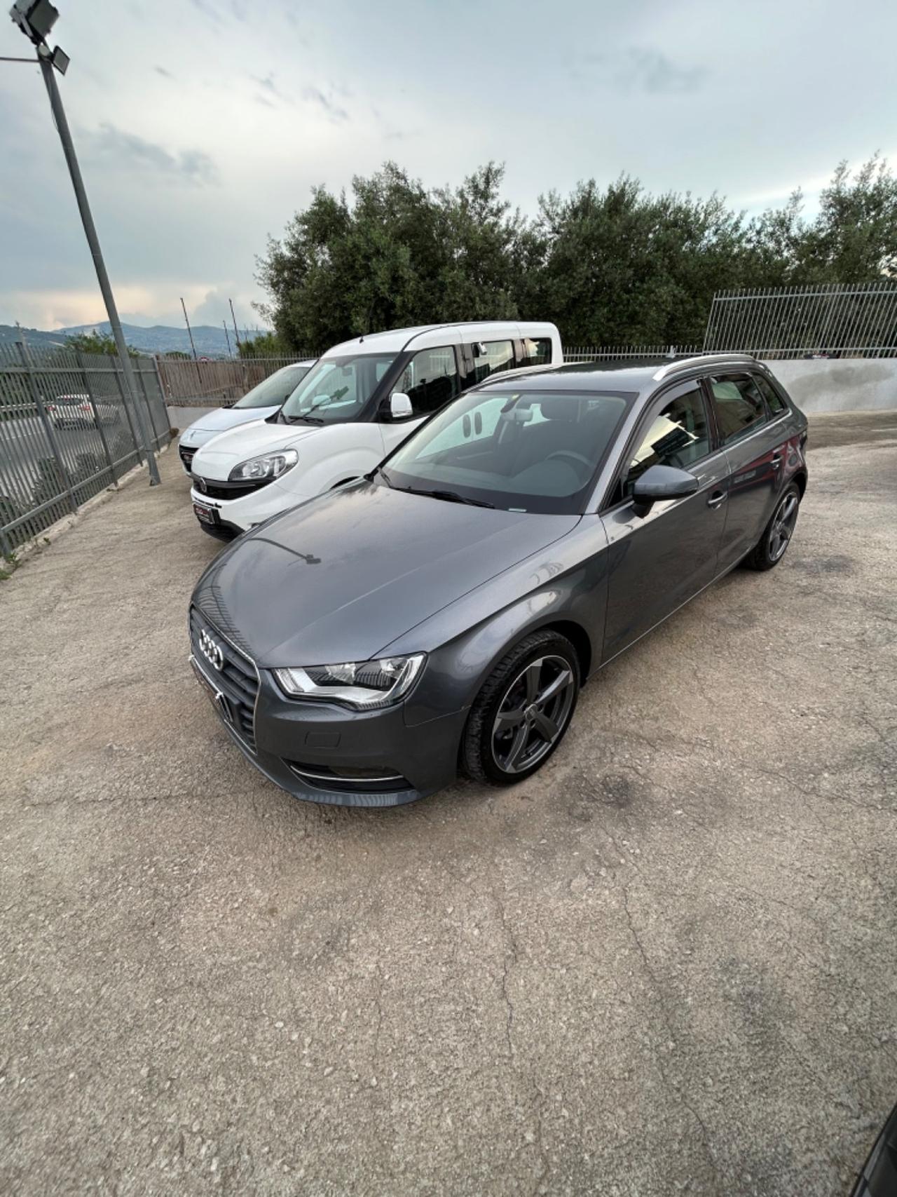 Audi A3 SPB 1.6 TDI clean diesel S tronic Business