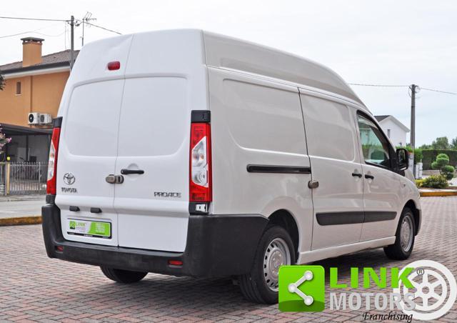 TOYOTA Proace 2.0 D Furgone Lounge 12q L2H2