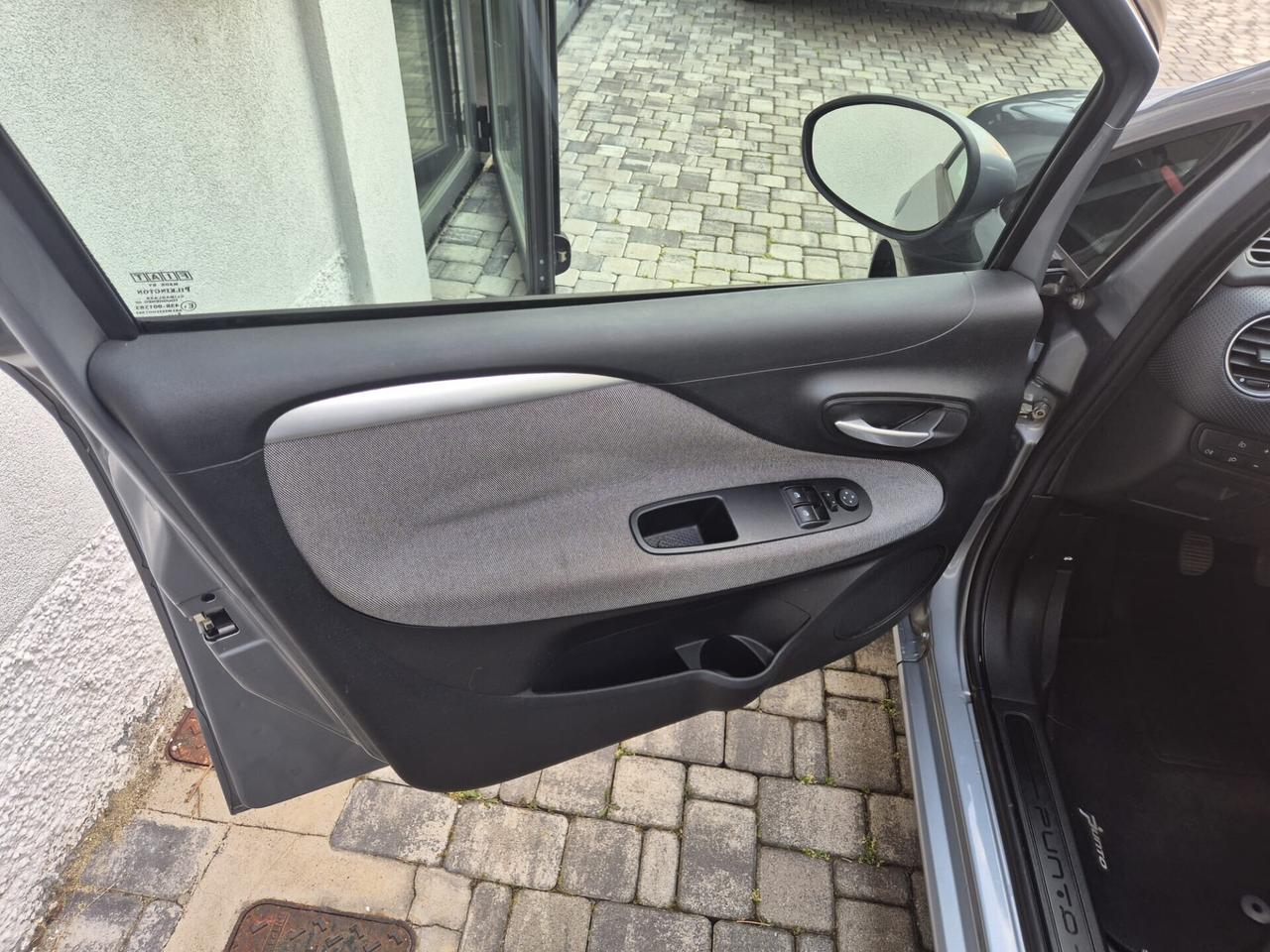 Fiat Punto EVO 1.2 3 porte OK NEOPATENTATI