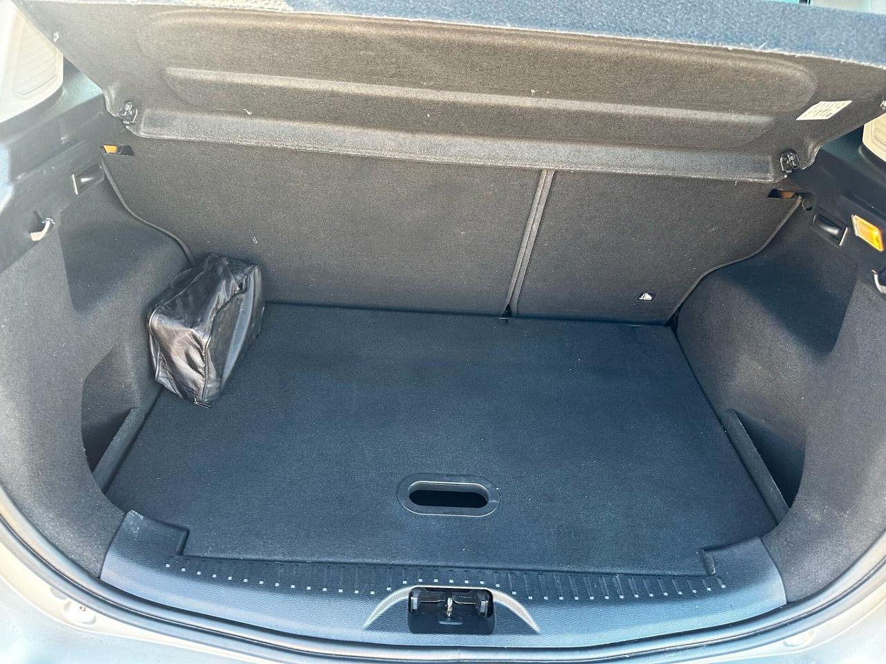 Ford B-Max 1.4 90 CV GPL Titanium