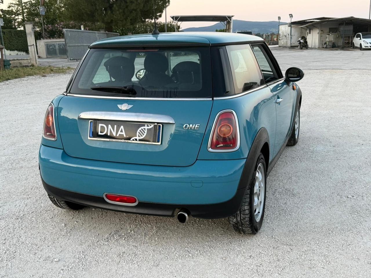 Mini Cooper One 1.4 Benzina NEOPATENTATI