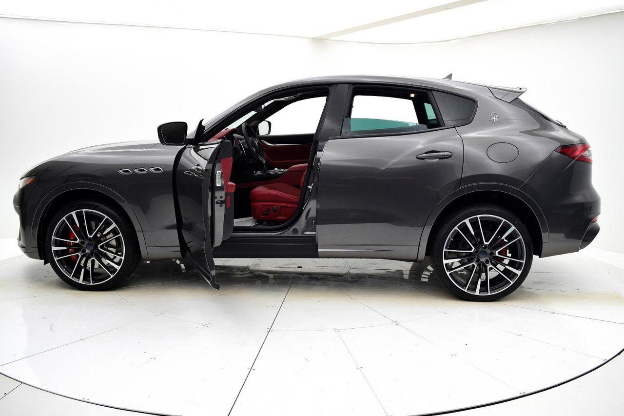 MASERATI Levante V6 Diesel 250 CV AWD Noleggio Lungo Termine