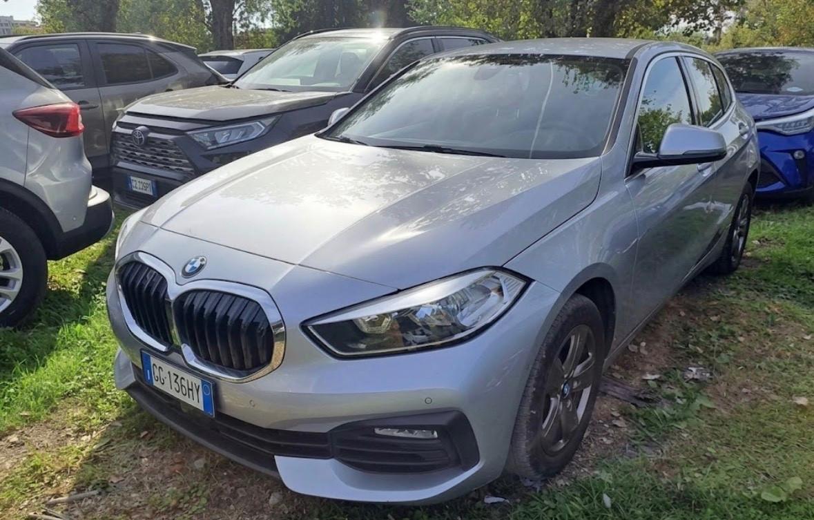 Bmw 116 116d 5p. Business Advantage
