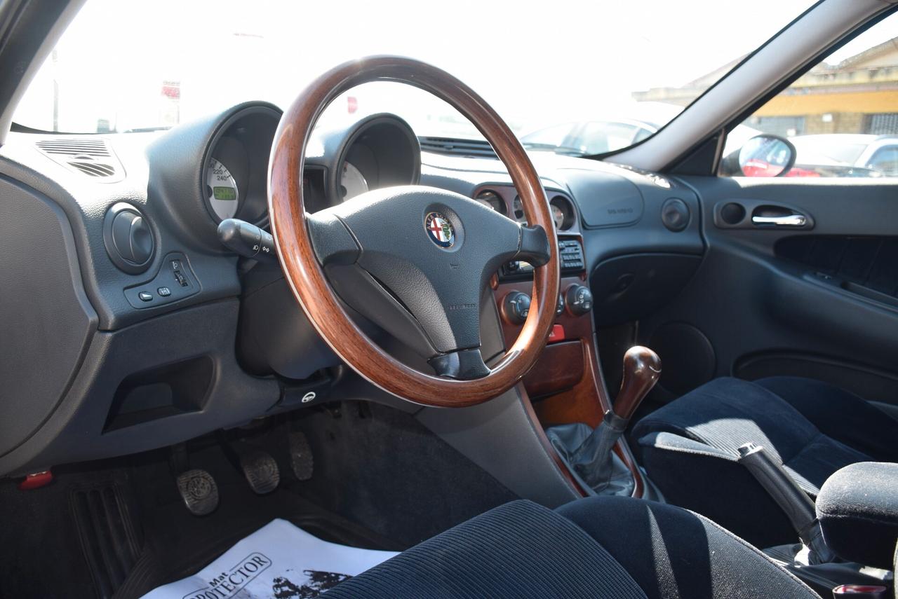 Alfa Romeo 156 1.8i 16V Twin Spark cat - originale tenuta da amatore