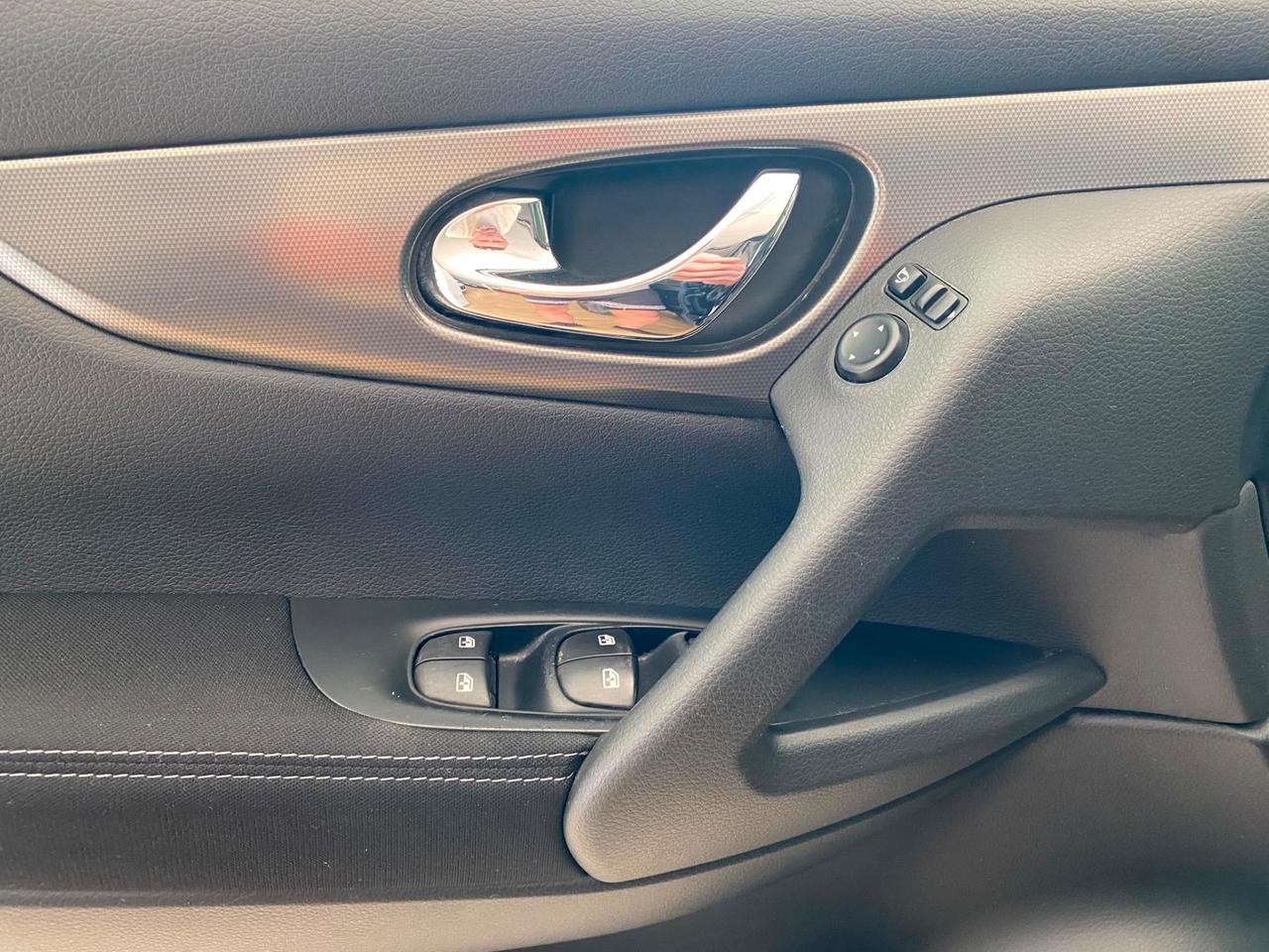 NISSAN Qashqai N-CONNECTA 360 1.6dCi TETTO 2018