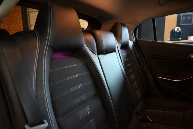 MERCEDES-BENZ GLA 180 SPORT AUTO NAVI TEL CAM 18"CRUISE PELLE/TESS.FULL!