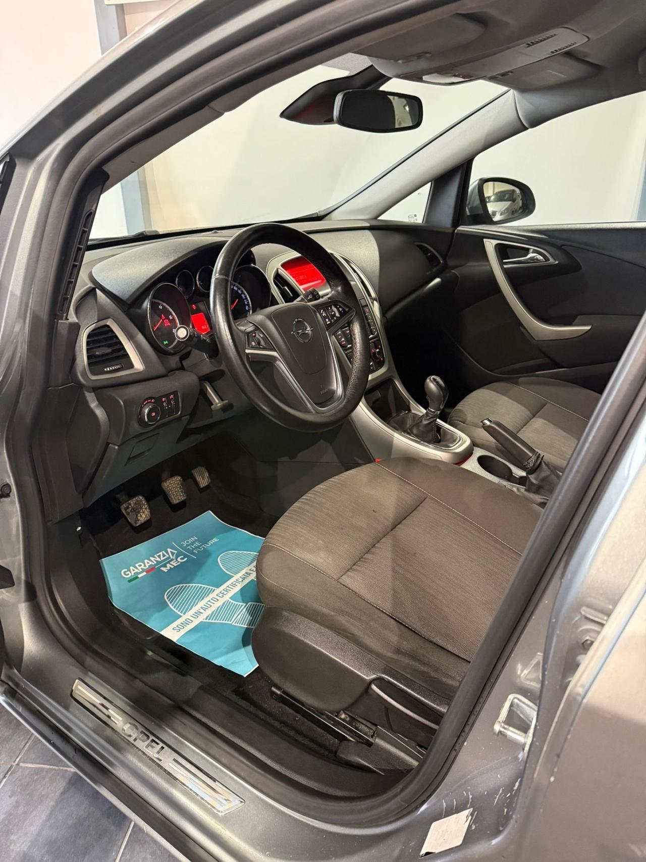 Opel Astra 1.7 -UNICO PROPRIETARIO-NEOPATENTATI