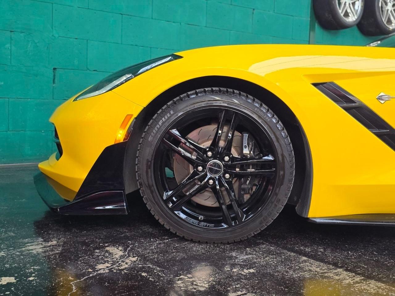 Chevrolet Corvette Stingray 6.2 V8 Z51 2LT