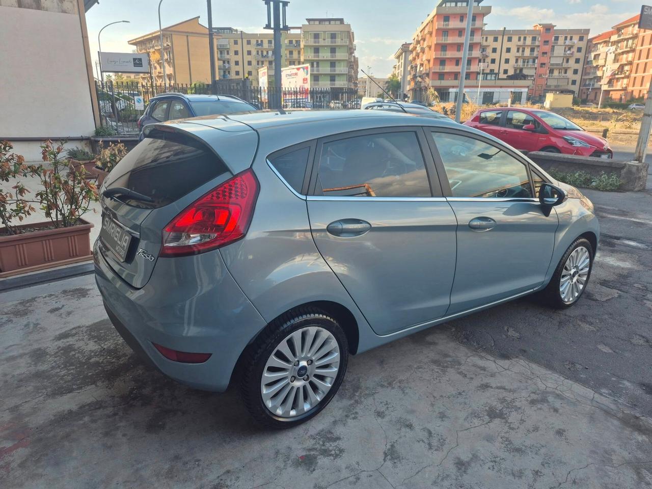 Ford Fiesta 1.4 TDCi 5p. Titanium