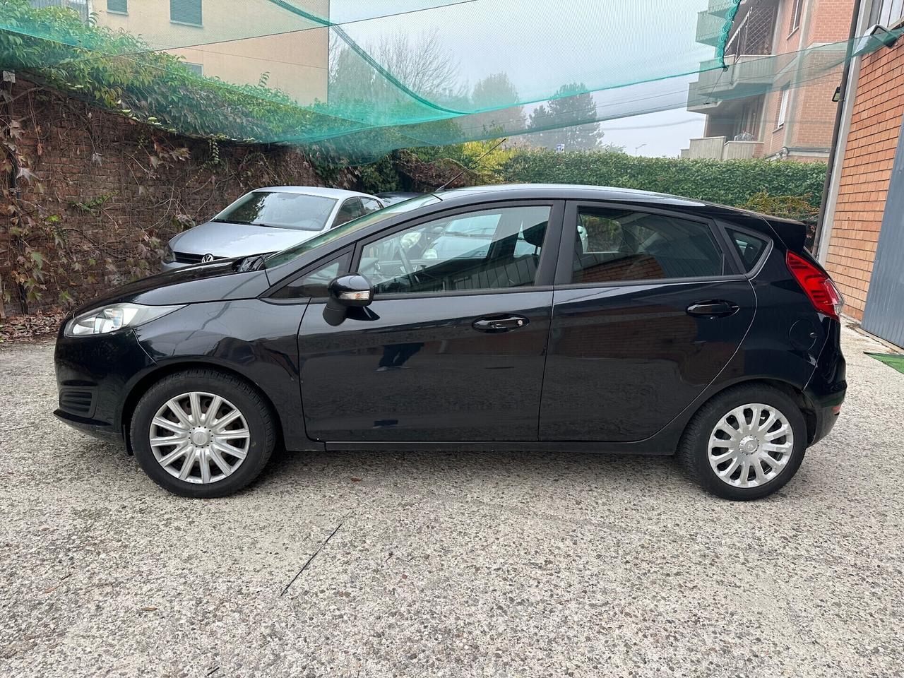 Ford Fiesta 1.5 TDCi 75CV 5 porte Titanium
