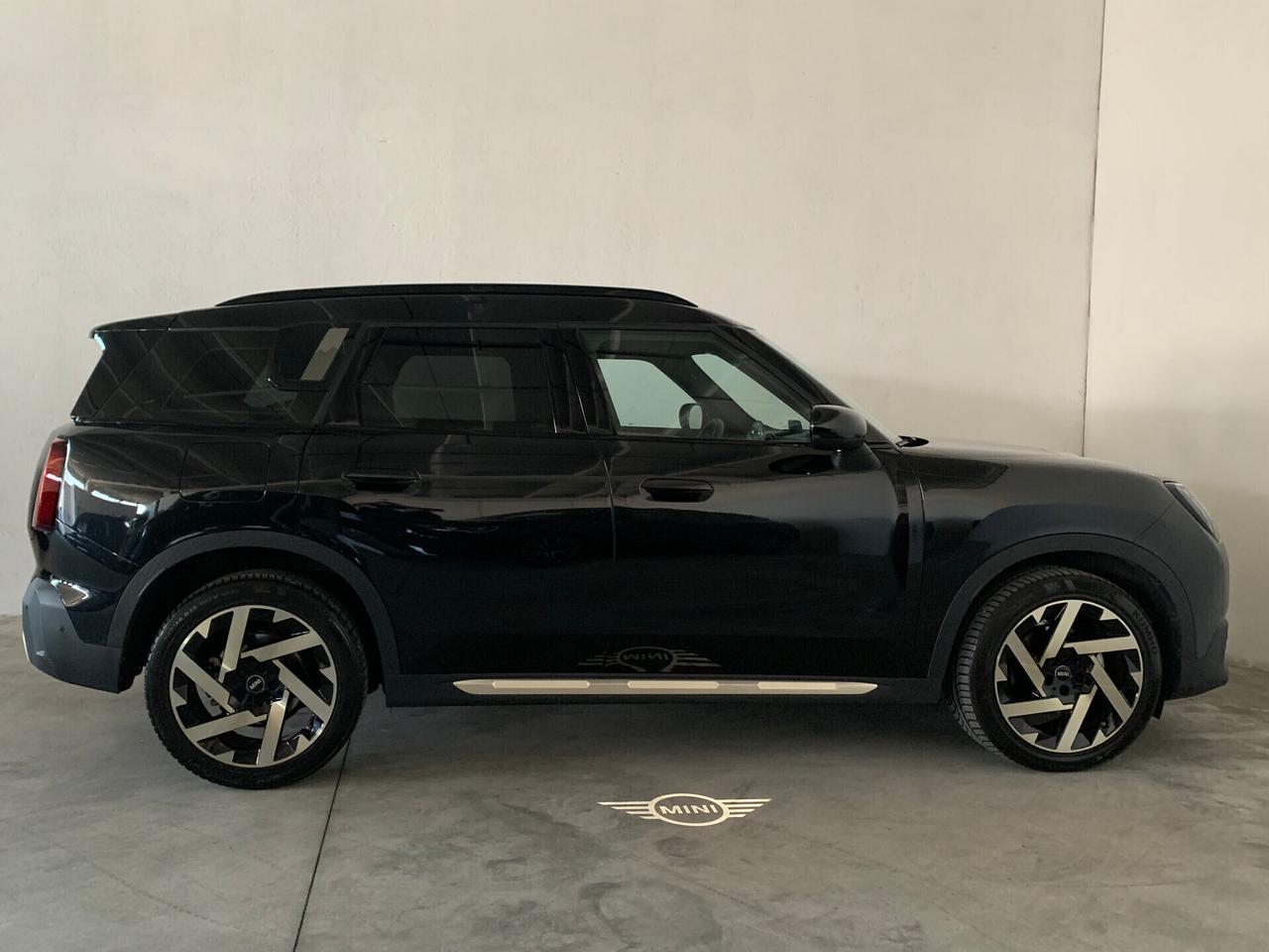 Mini Cooper D Countryman Favoured S