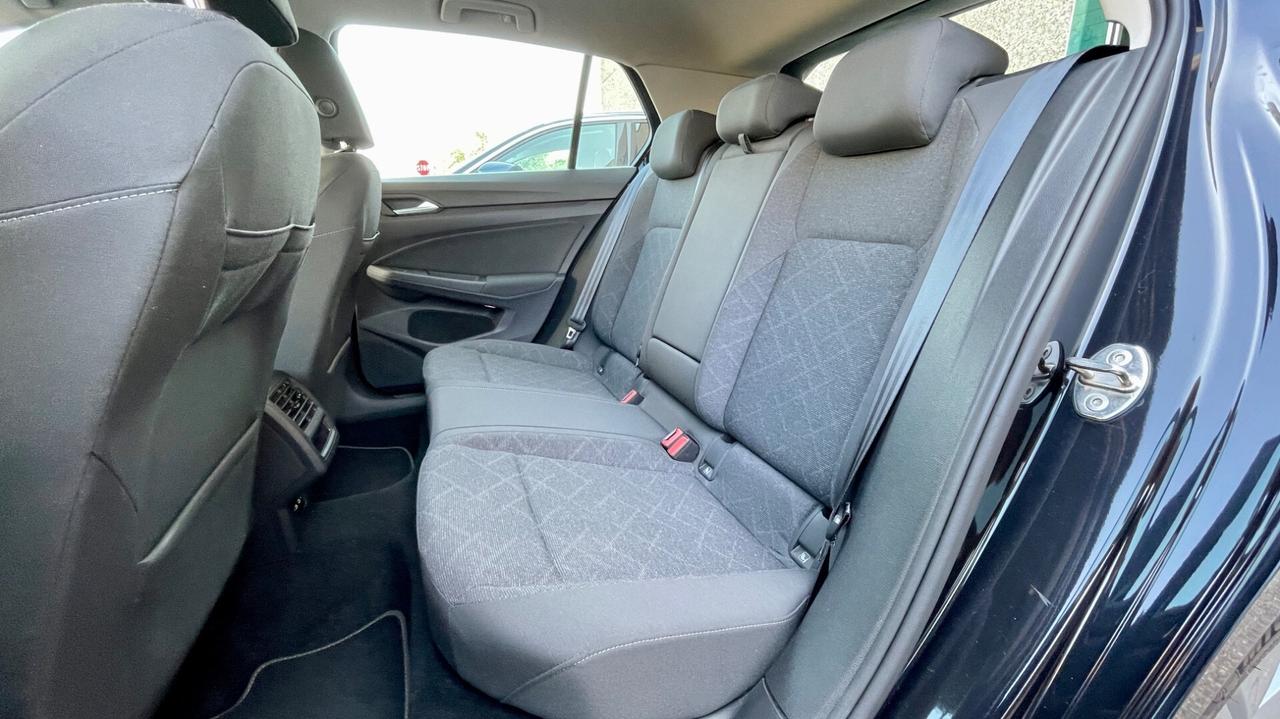 VOLKSWAGEN GOLF 2.0 TDI DSG SCR LIFE 150CV - FULL LED, VIRTUAL COCKPIT, CAR PLAY