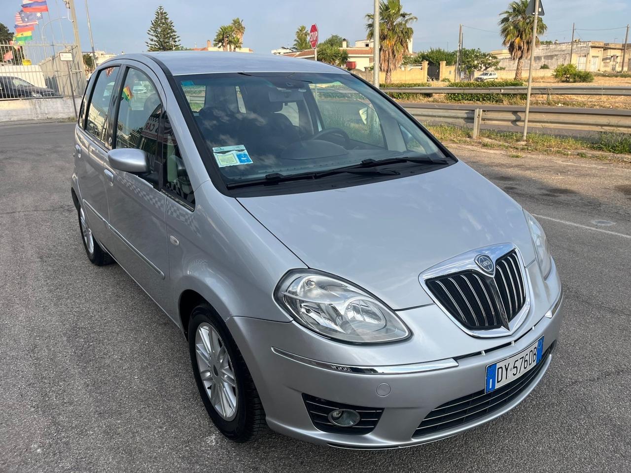Lancia MUSA 1.4 Argento Ecochic GPL Unipro 2009