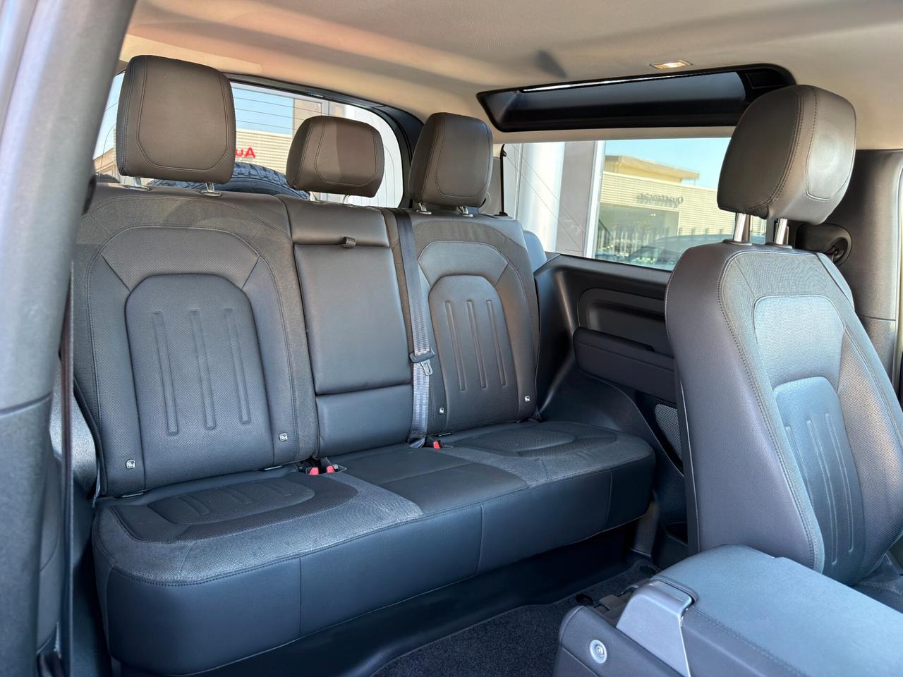 Land Rover Defender 90 3.0D I6 250 CV AWD