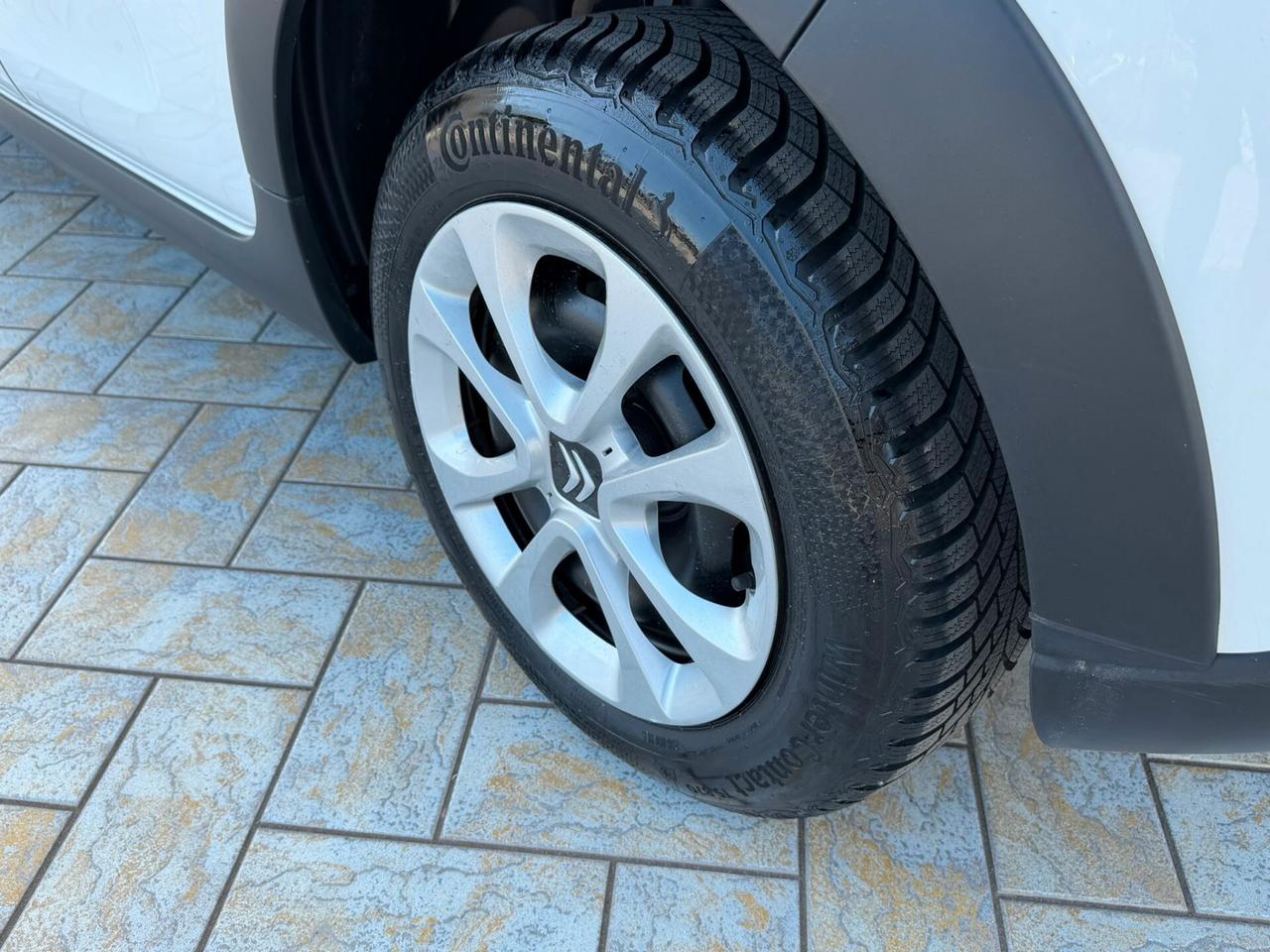 Citroen C3 BlueHDi 100 S&S Van Feel - 2 POSTI