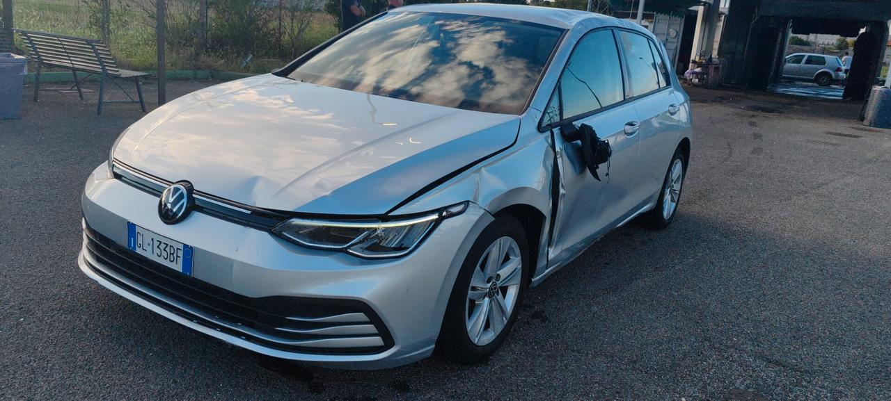Volkswagen Golf 1.0 TSI EVO Life