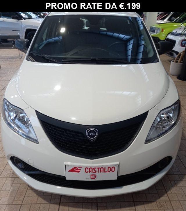 LANCIA Ypsilon 1.0 FireFly 5 porte S&S Hybrid Ecochic Silver