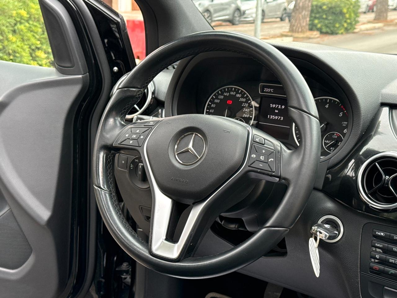 MercedesBenz B 180 CDI *TETTO *PELLE TOTALE - 2014