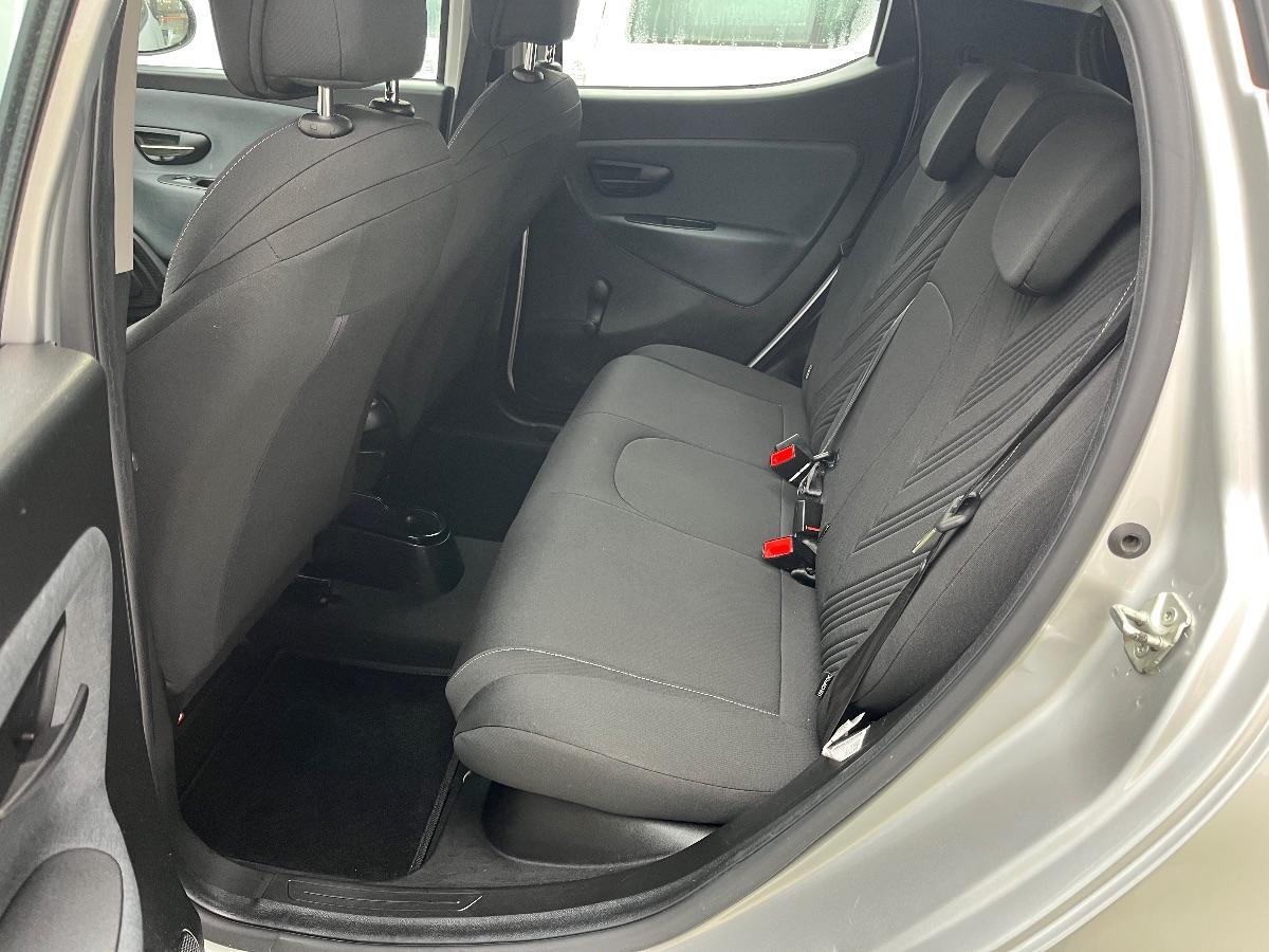 LANCIA Ypsilon 1.0 5p. Hybrid Silver SENSORI PARK