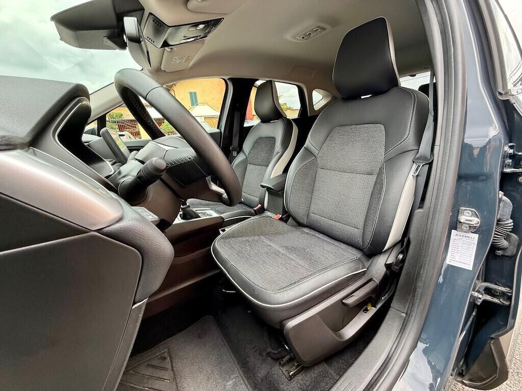 Renault Captur TCe 100 CV GPL Techno