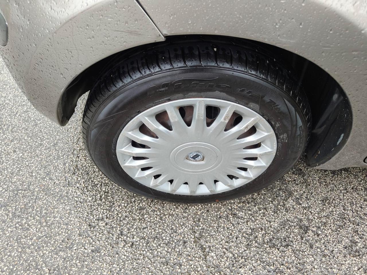 Lancia MUSA 1.3 Multijet 16V Argento
