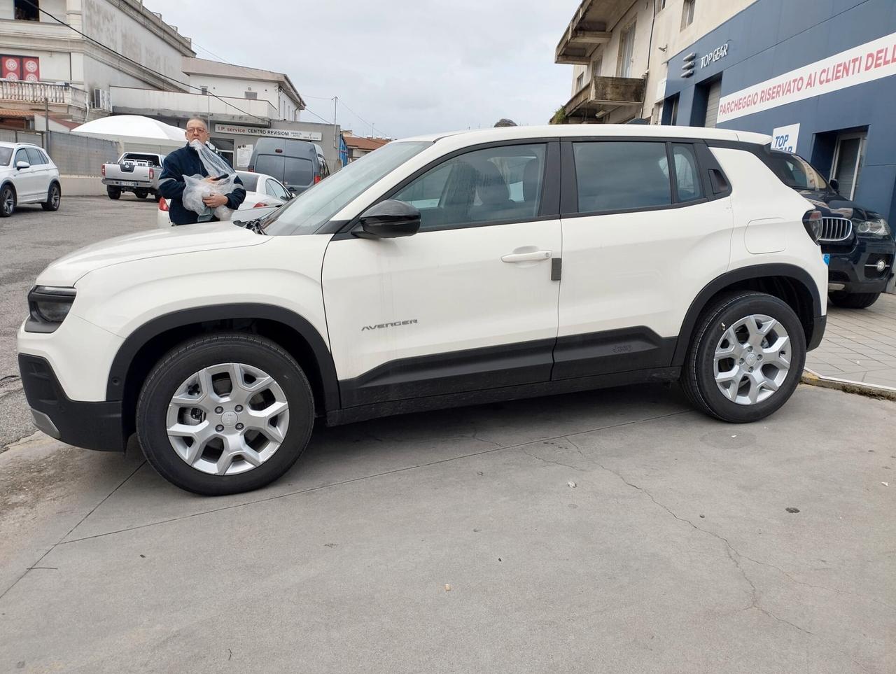 Jeep Avenger 1.2 Turbo 110 CV MHEV Altitude