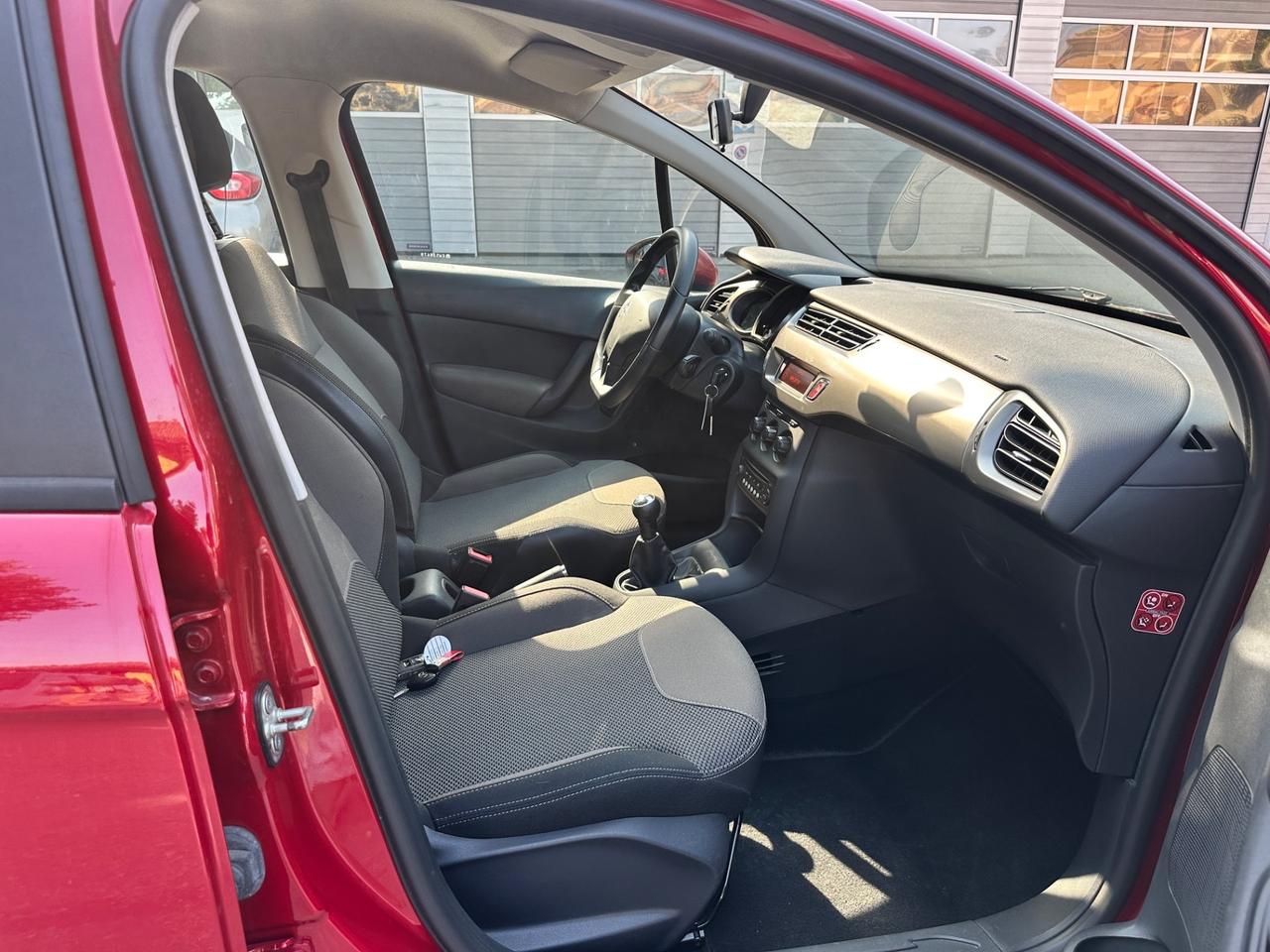 Citroen C3 1.2 VTi 82 Exclusive Benzina Neopatentati