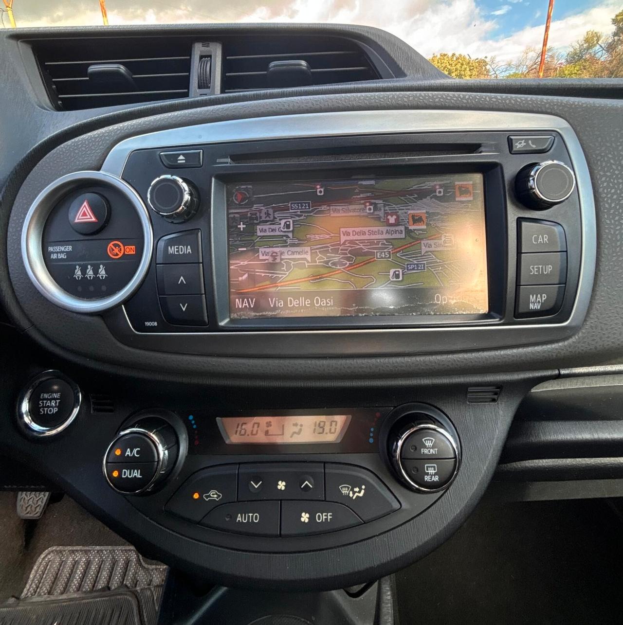 Yaris 1.4 D-4D 5 porte Lounge