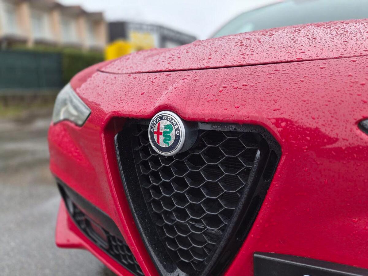 Alfa Romeo Stelvio 2.2 t Business rwd 180cv auto